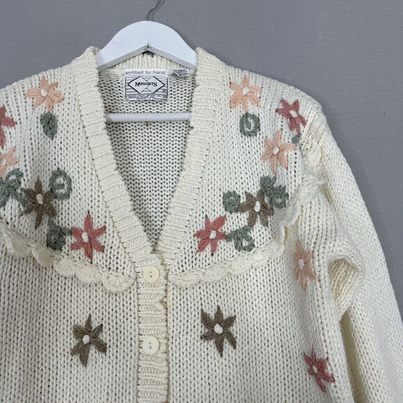 Vintage Nuggets Womens Sweater M White Floral Cardigan Hand Knitted Cottagecore - Picture 2 of 15